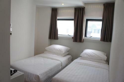 Homy Hotel Central