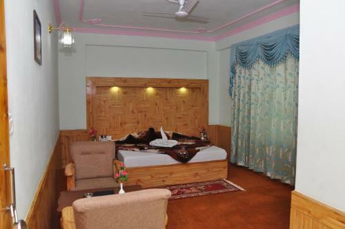 Hotel King's Land