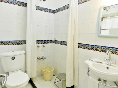 Hotel Arya Niwas