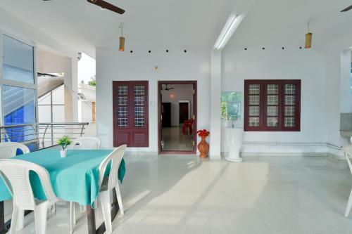 Hilton Residency