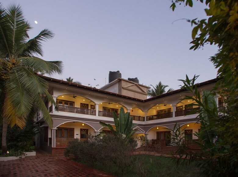 Hotel Dunhill Beach Resort