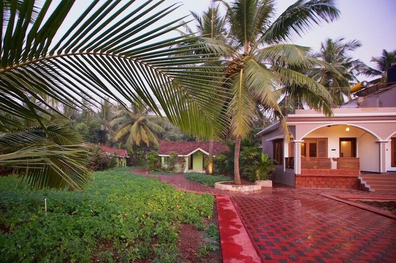 Hotel Dunhill Beach Resort