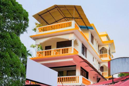 Hostal Camron Guest House