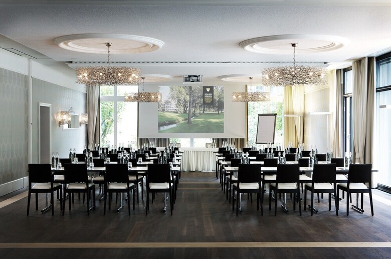 Parkhotel Schloss H�nigen