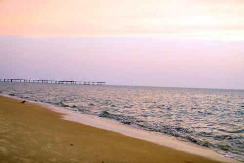 Hostal Pine Beach Residency