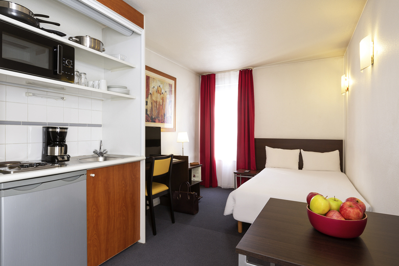 Aparthotel Adagio Access La Defense Leonard De Vinci