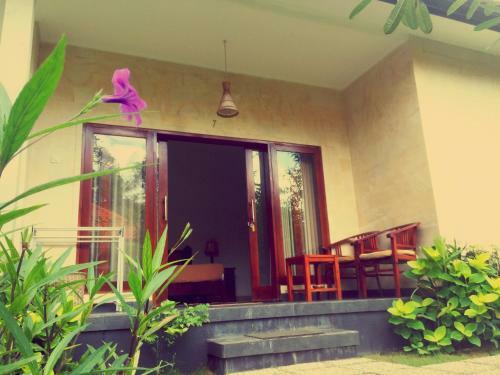 Hostal D'mel Sari Garden View Lembongan