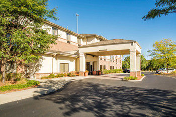 Hotel Comfort Inn & Suites