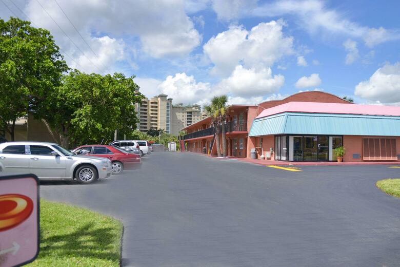 Motel Econo Lodge North