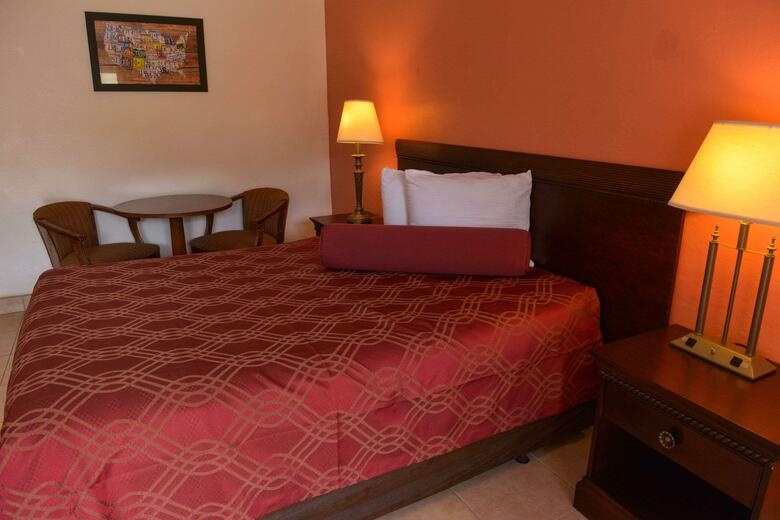 Motel Econo Lodge North