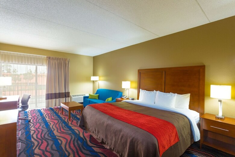 Hotel Comfort Inn