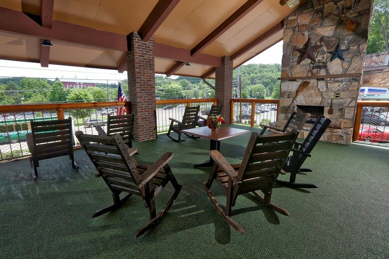 Hotel Wild Bear Inn