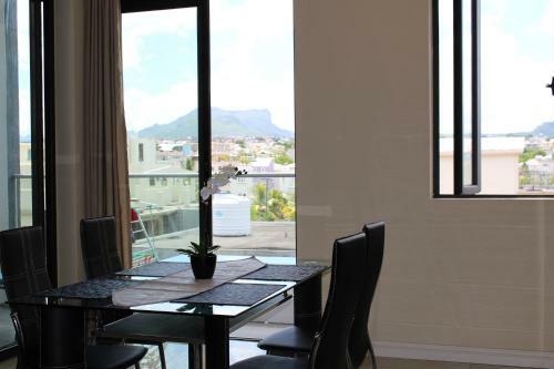 Apartamentos Flic En Flac Beach Penthouse