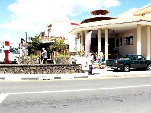 Seafront Apartment Beachfront Residences Flic En Flac Mauritius