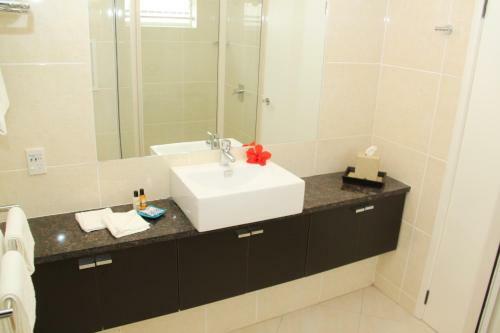 Apartamentos Moana Sands Beachfront Villas