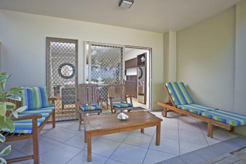 Apartamentos Moana Sands Beachfront Villas