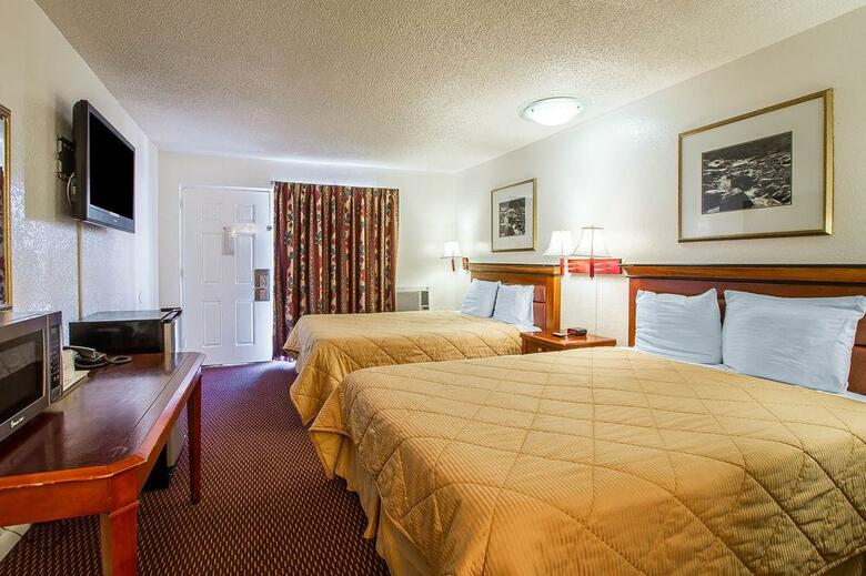 Hotel Rodeway Inn Downtown