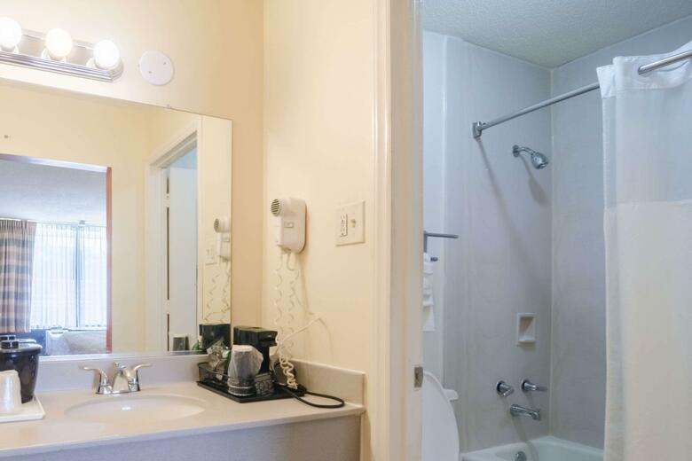 Hotel Quality Inn & Suites