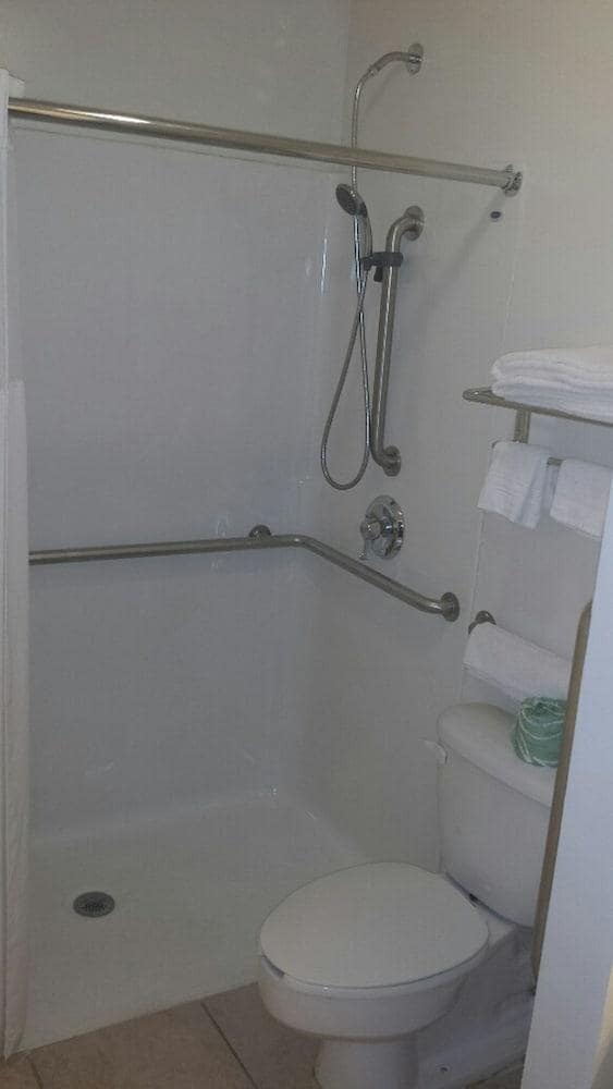 Hotel Quality Inn & Suites