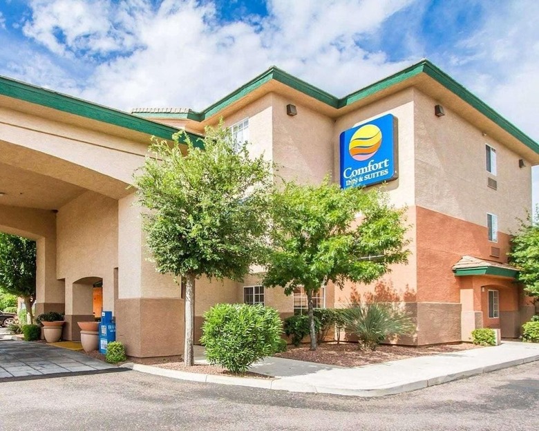 Hotel Comfort Inn & Suites