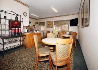 Hotel Comfort Suites