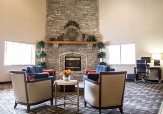 Hotel Comfort Suites