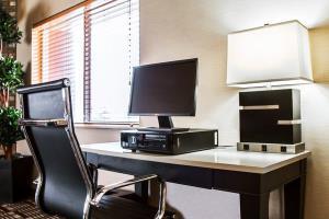 Hotel Comfort Suites
