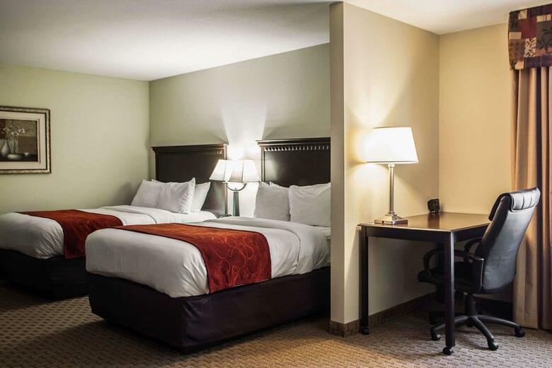 Hotel Comfort Suites