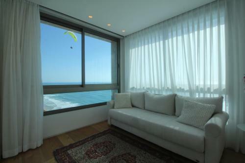 Sea Apartment