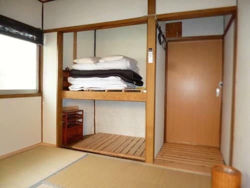Hostal Kitsune Shippo Osaka