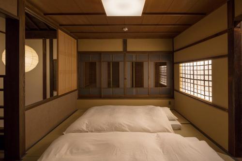 Kiyomizugojyo Sumitsugu Holiday Rentals