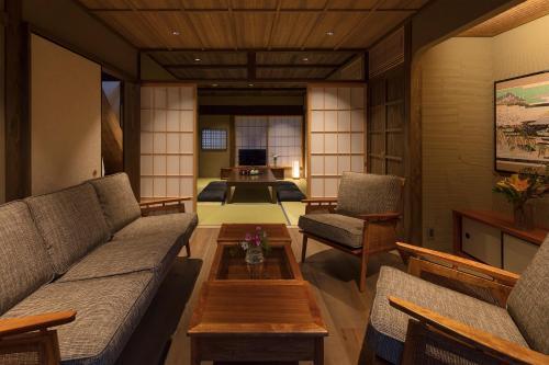 Kiyomizugojyo Sumitsugu Holiday Rentals
