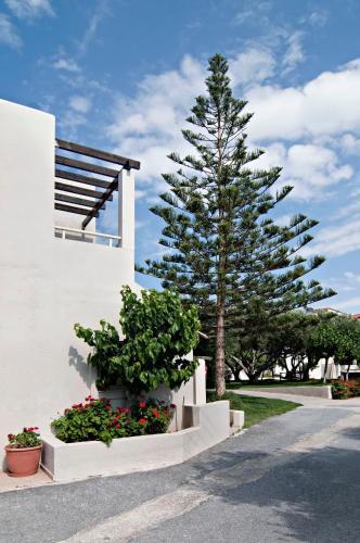 Hotel Ourania Apartments