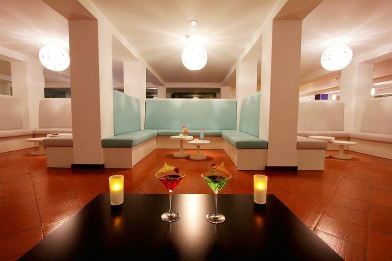 Hotel Carvi Beach