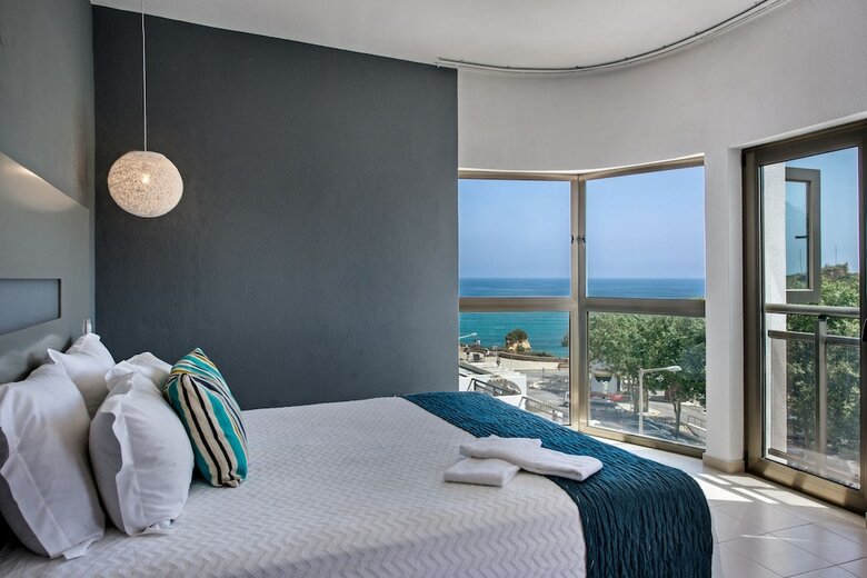 Hotel Carvi Beach