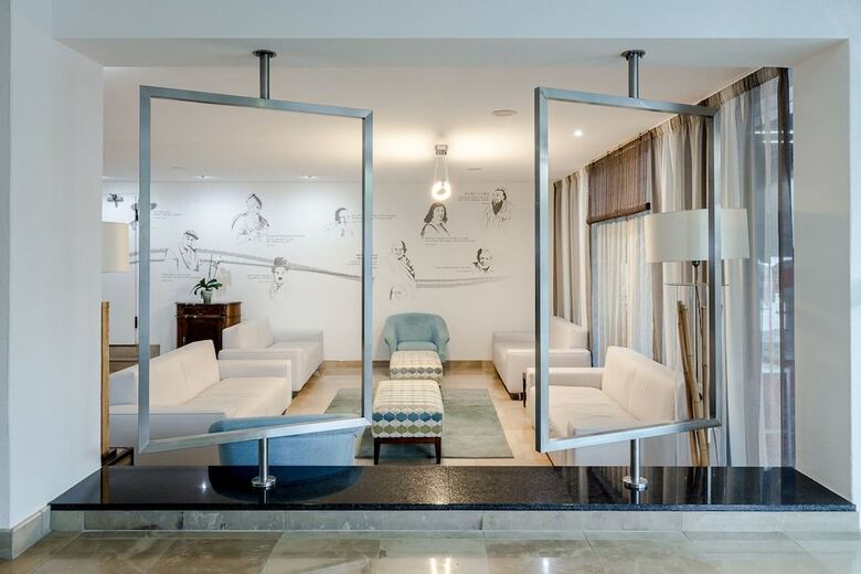 Hotel Carvi Beach