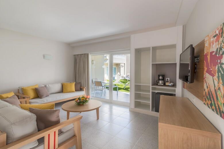 Hotel Livvo Koala Garden