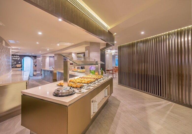 Hotel Livvo Koala Garden