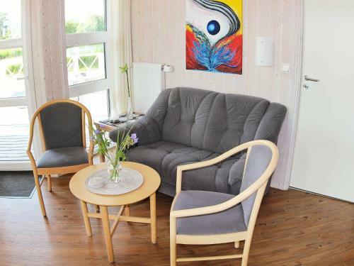 Four-bedroom Holiday Home In Otterndorf 16