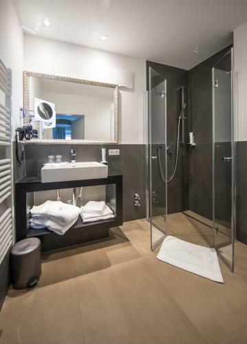 Two Timez - Boutique Hotel