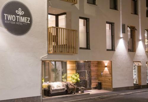 Two Timez - Boutique Hotel