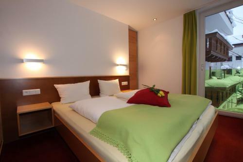 Almandin Apartments