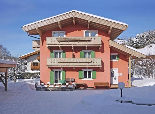 Bed & Breakfast Haus Senoner