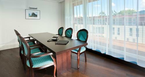 Lake's - My Lake Hotel & Spa