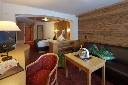 Hotel Tirol