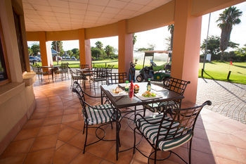 Phakalane Golf Estate Hotel