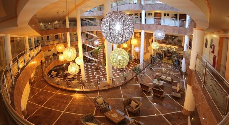 Esmeralda Praia Hotel