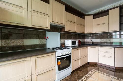 Apartment ?osmonavtov 40