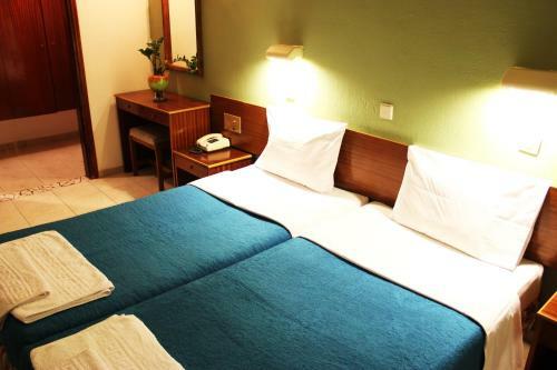 Hotel Achousa Apartments