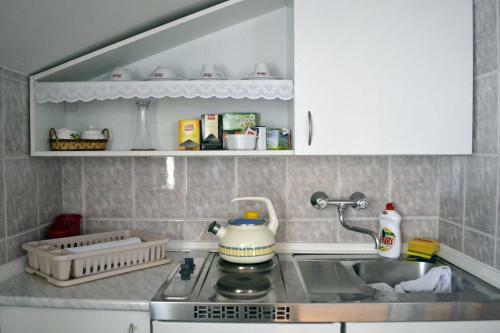 Hostal Ada Hotel